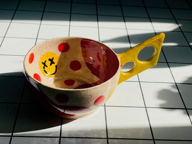 Polka Dot Smiles Cup Cheese Handle