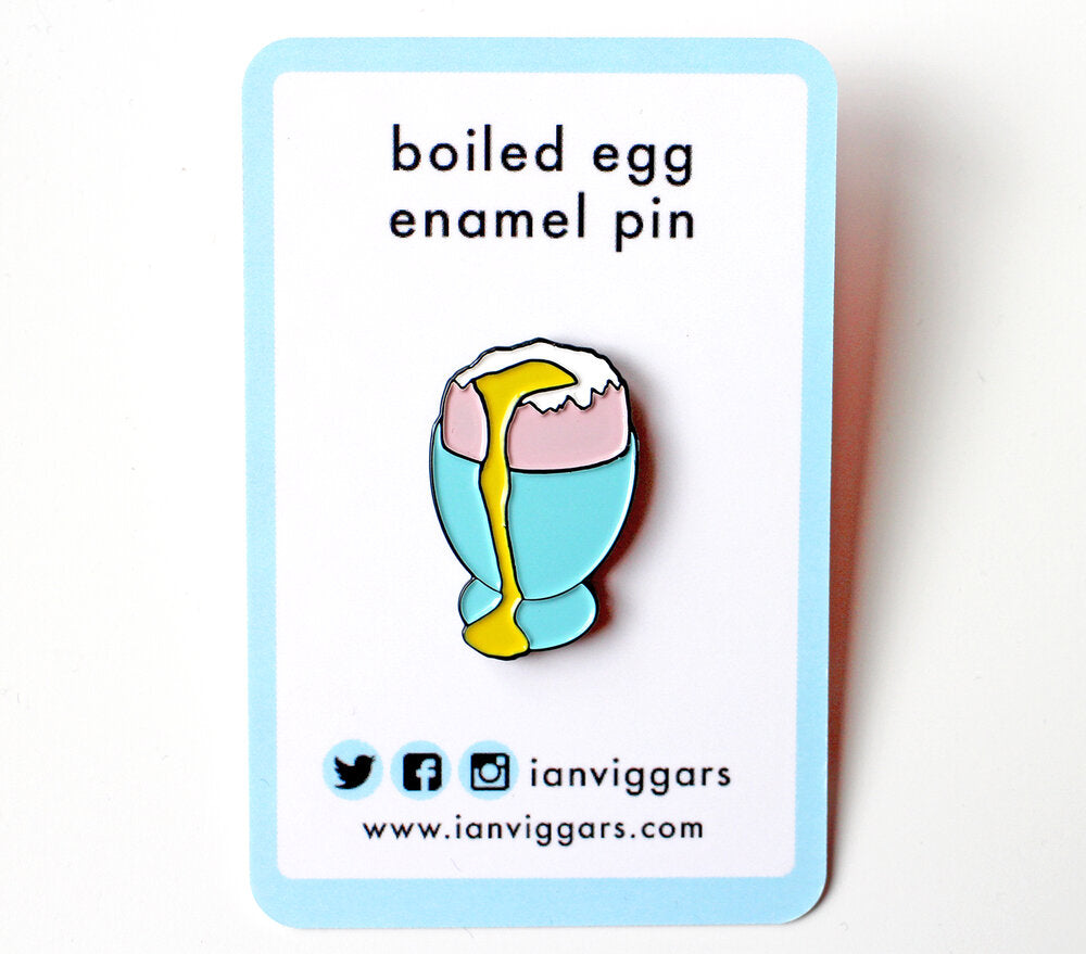 Boiled egg pin badge