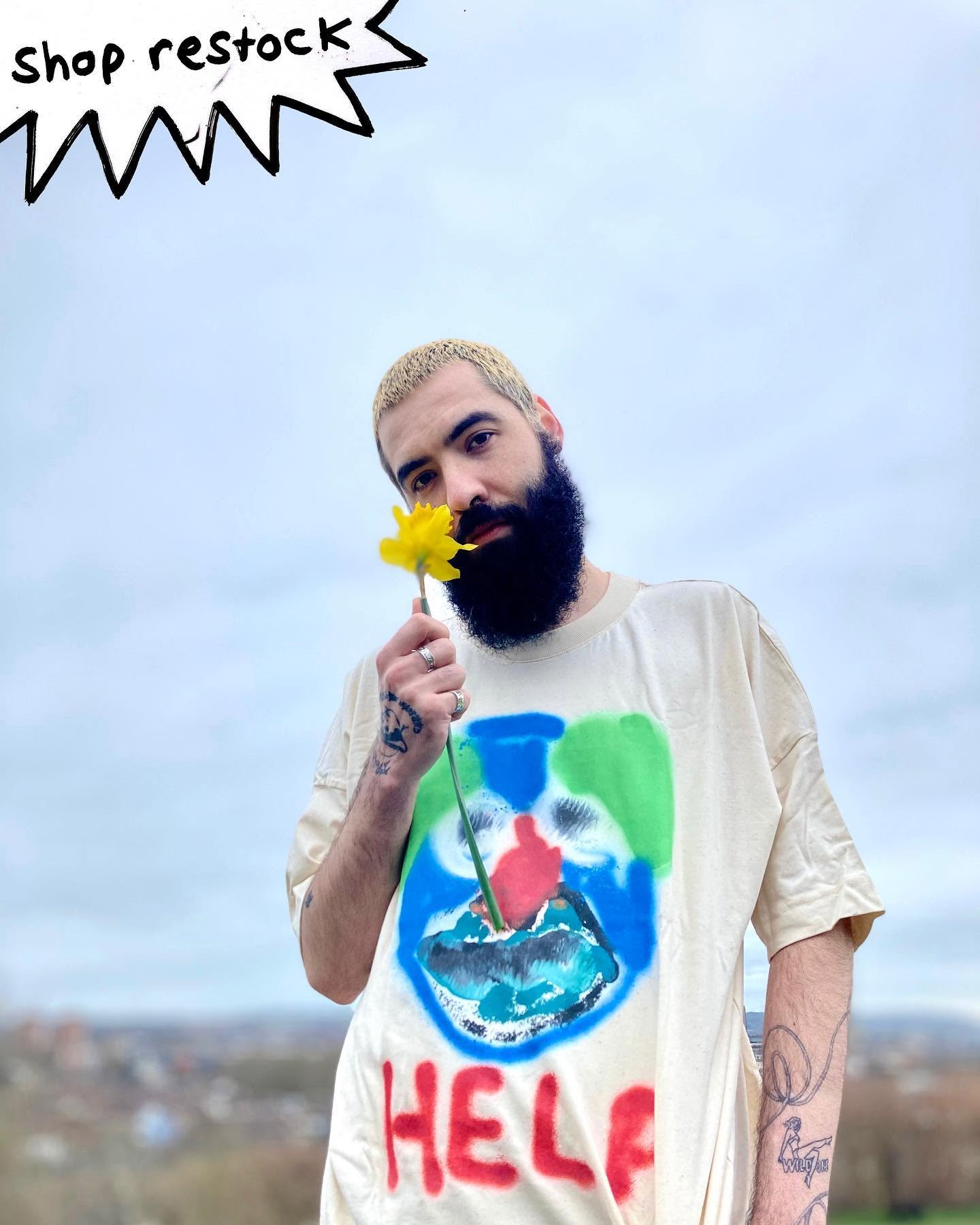 HELP' Skater style T-shirt-Neighbourhood Store 