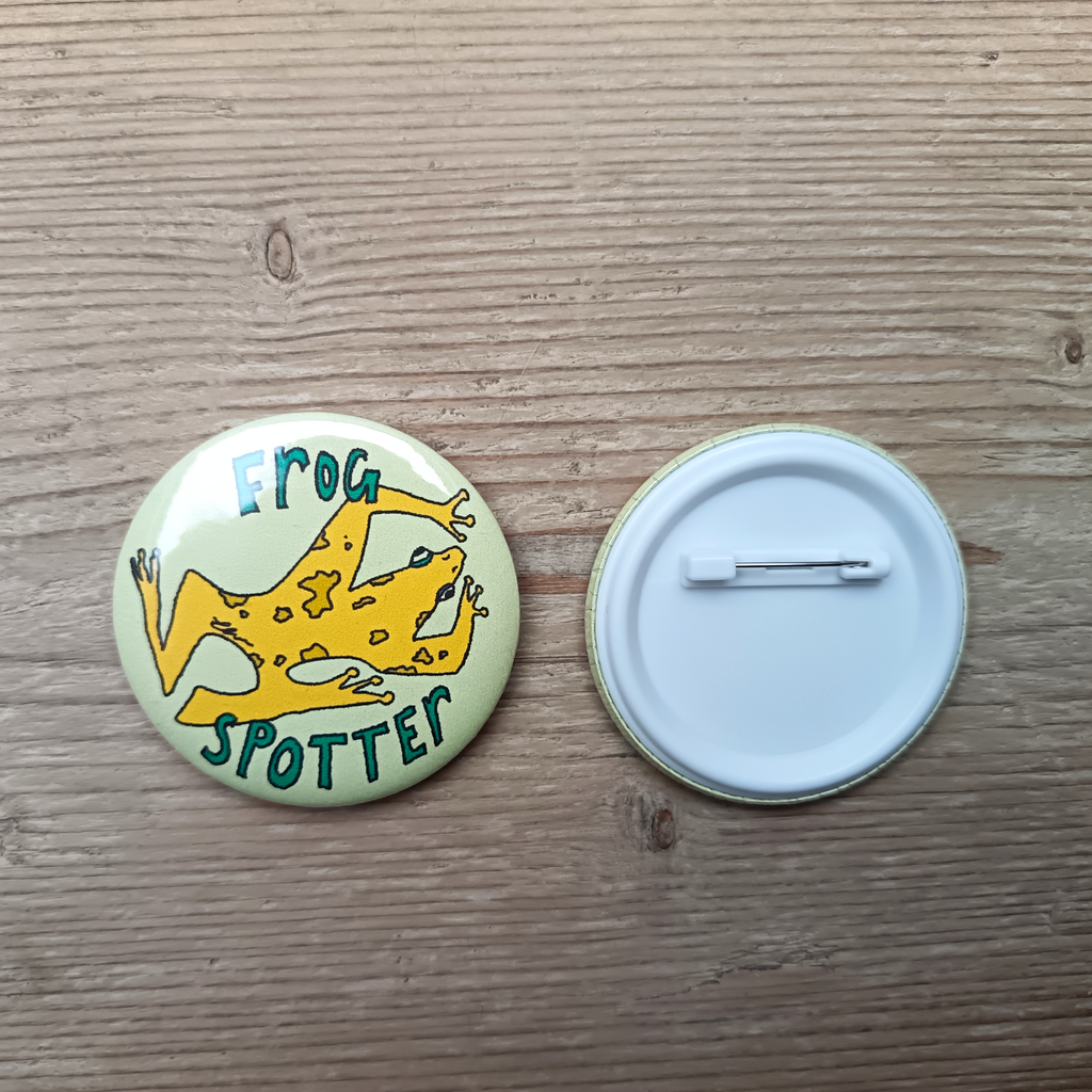 6049f0ff45e42d1cbc99c46b_frog-spotter-front-and-back_1760702773016.png