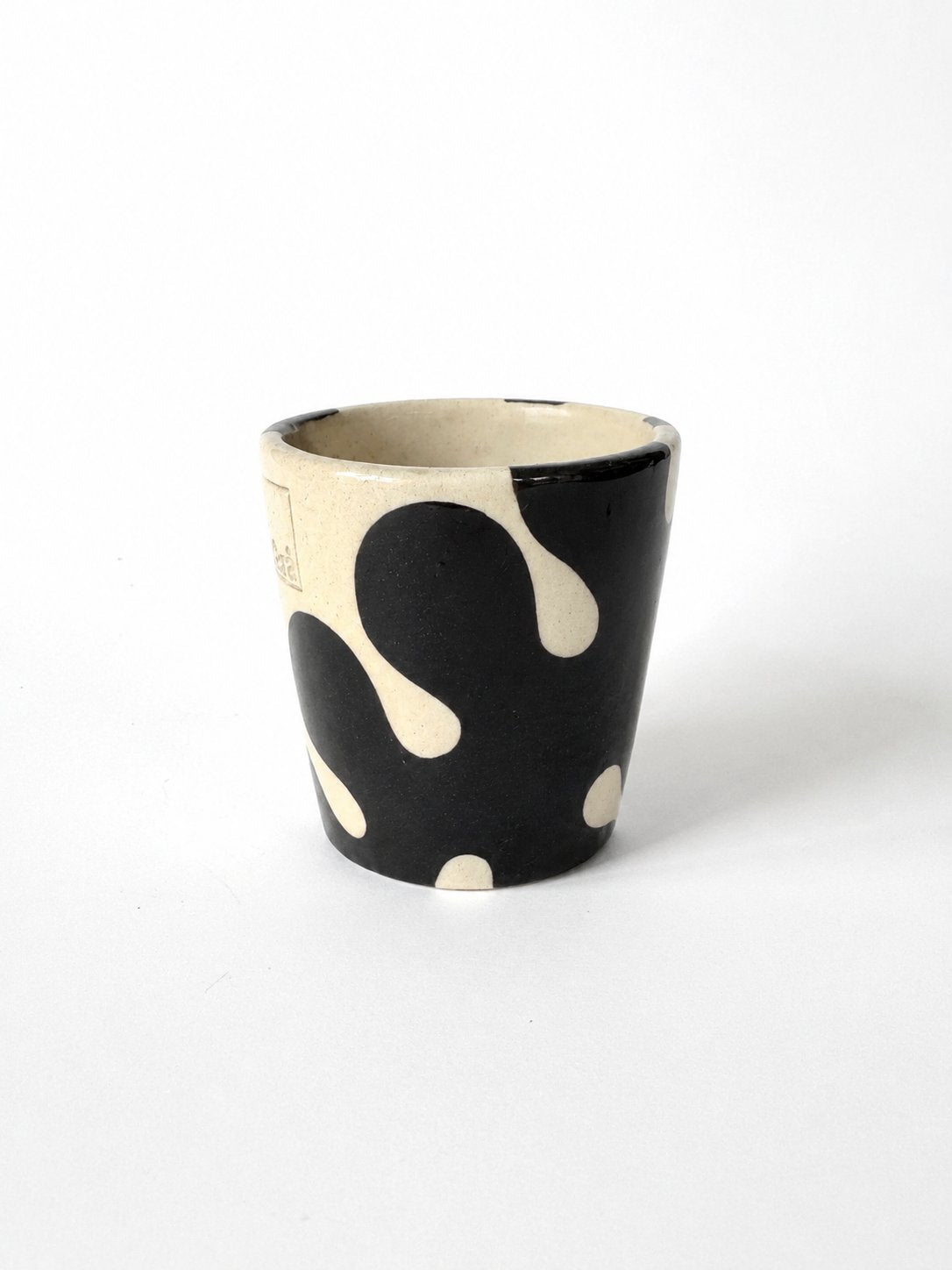 6049f0ff45e42d1cbc99c46b_seaweed-cup_1779569024977.jpeg