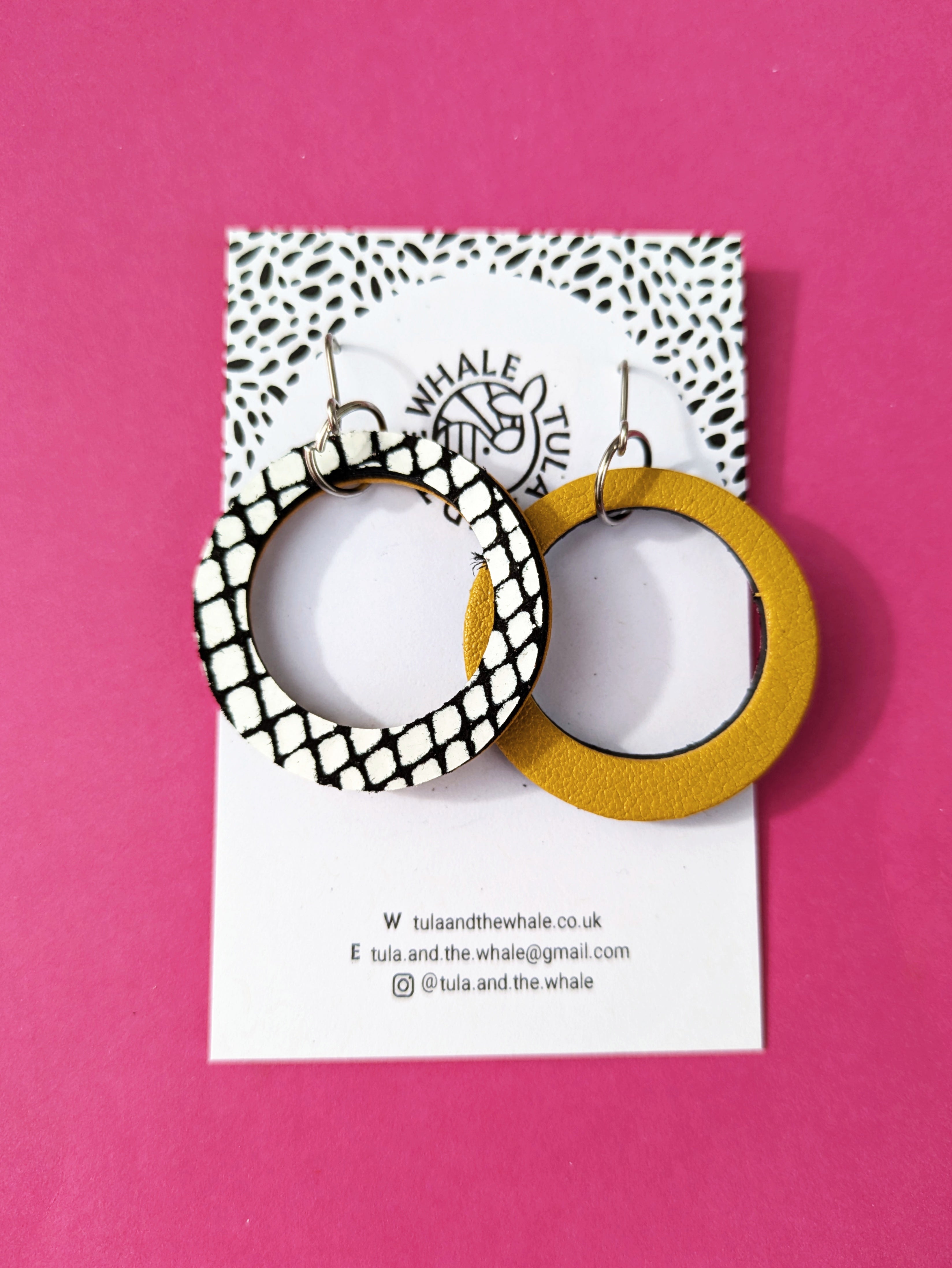 Duo Hoops Medium - Yellow and Monochrome