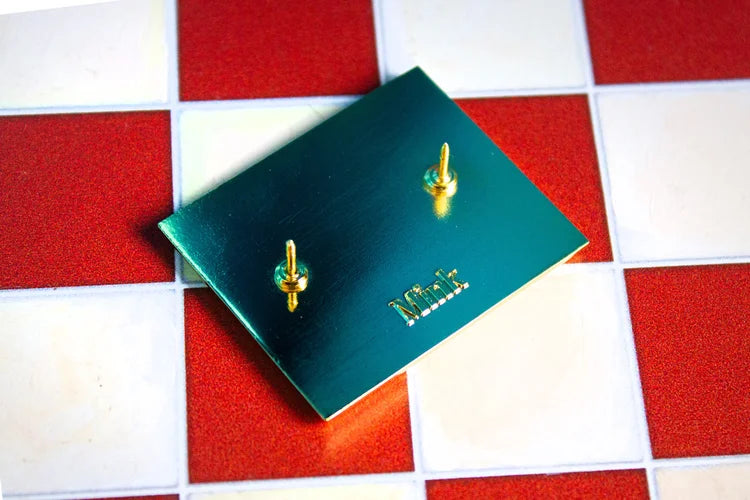 Cursed Painting from The Witches (lenticular pin)