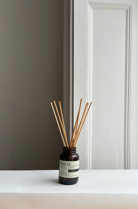 Clove Bud & Cinnamon Bark Rattan Reed Diffuser