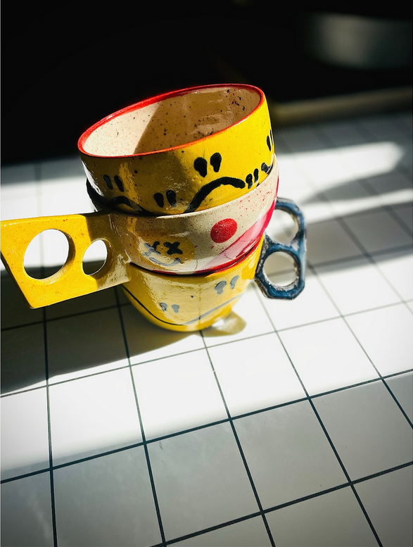 Polka Dot Smiles Cup Cheese Handle