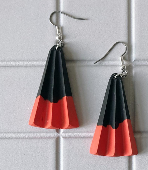 Fan earrings