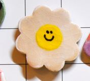 Fridge magnet Happy flower