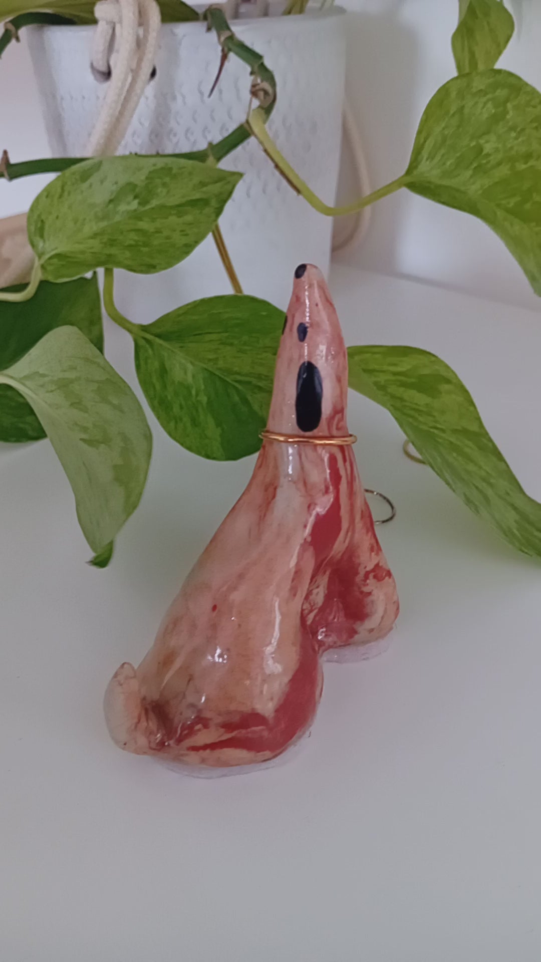 Dog Ringholder Statue