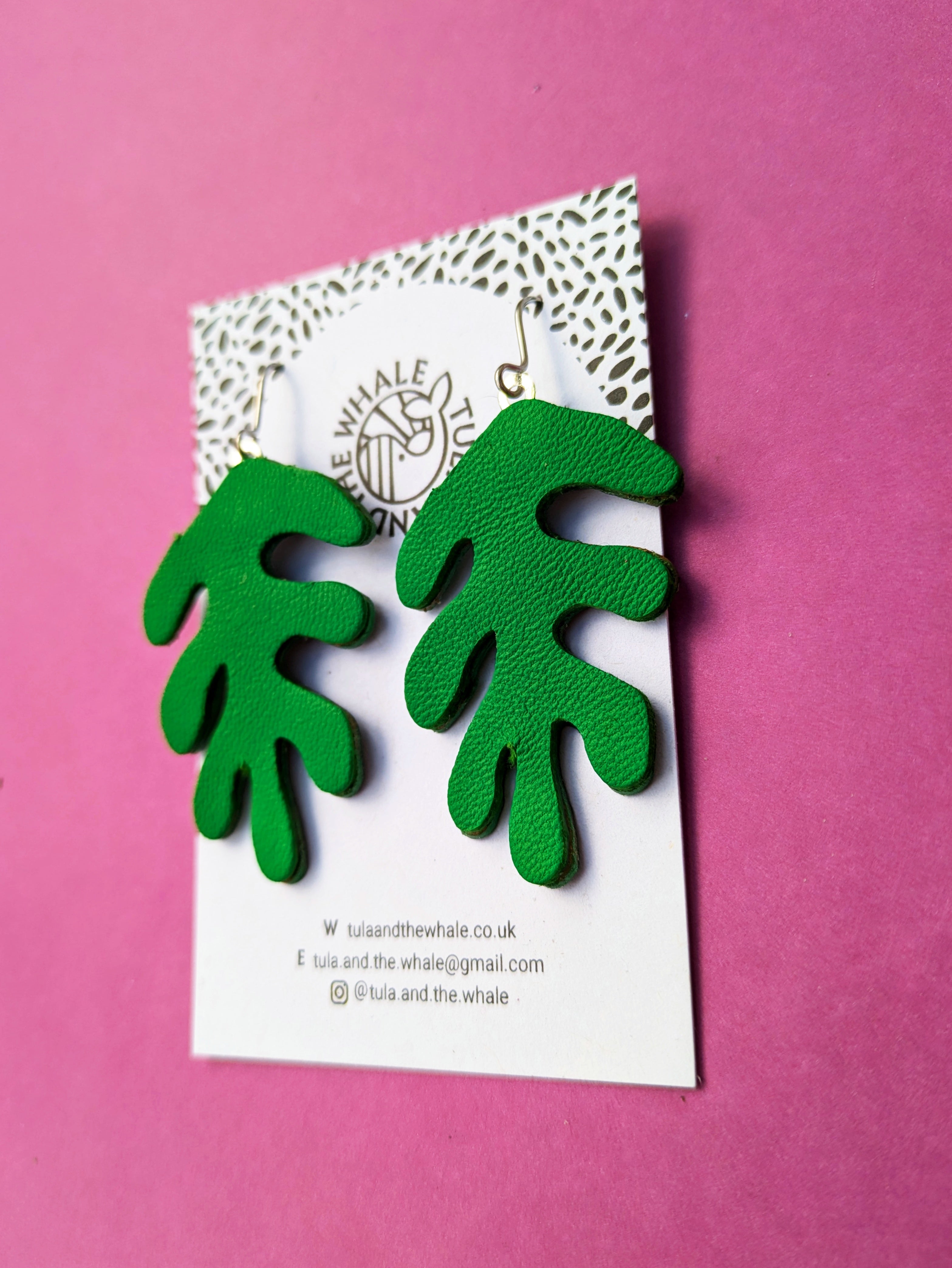 Wakame Leaf Earrings - Emerald